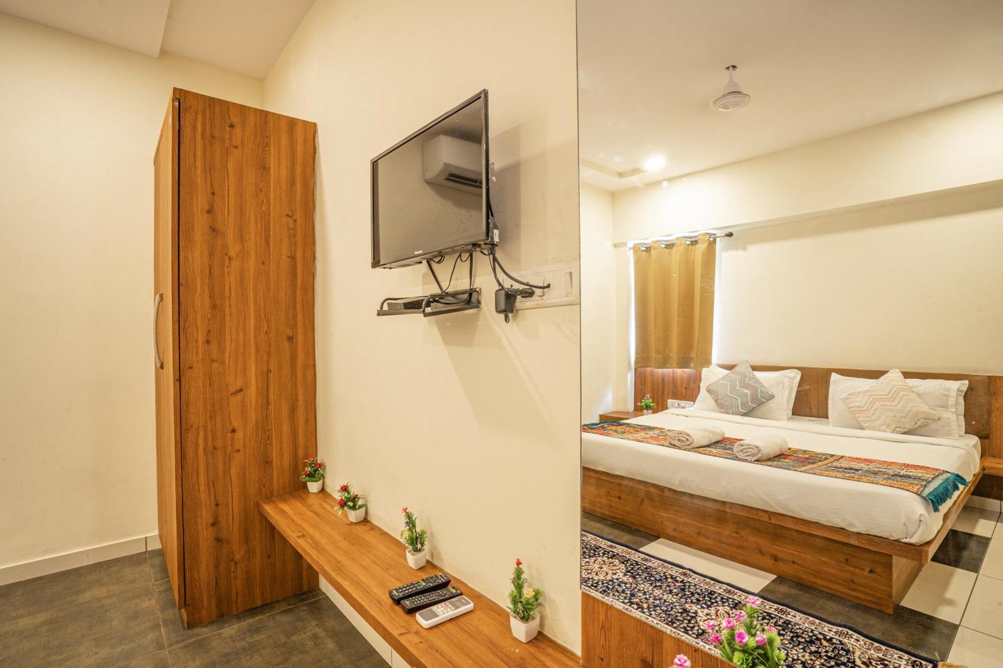 Hotel Naman Udaipur Eksteriør bilde