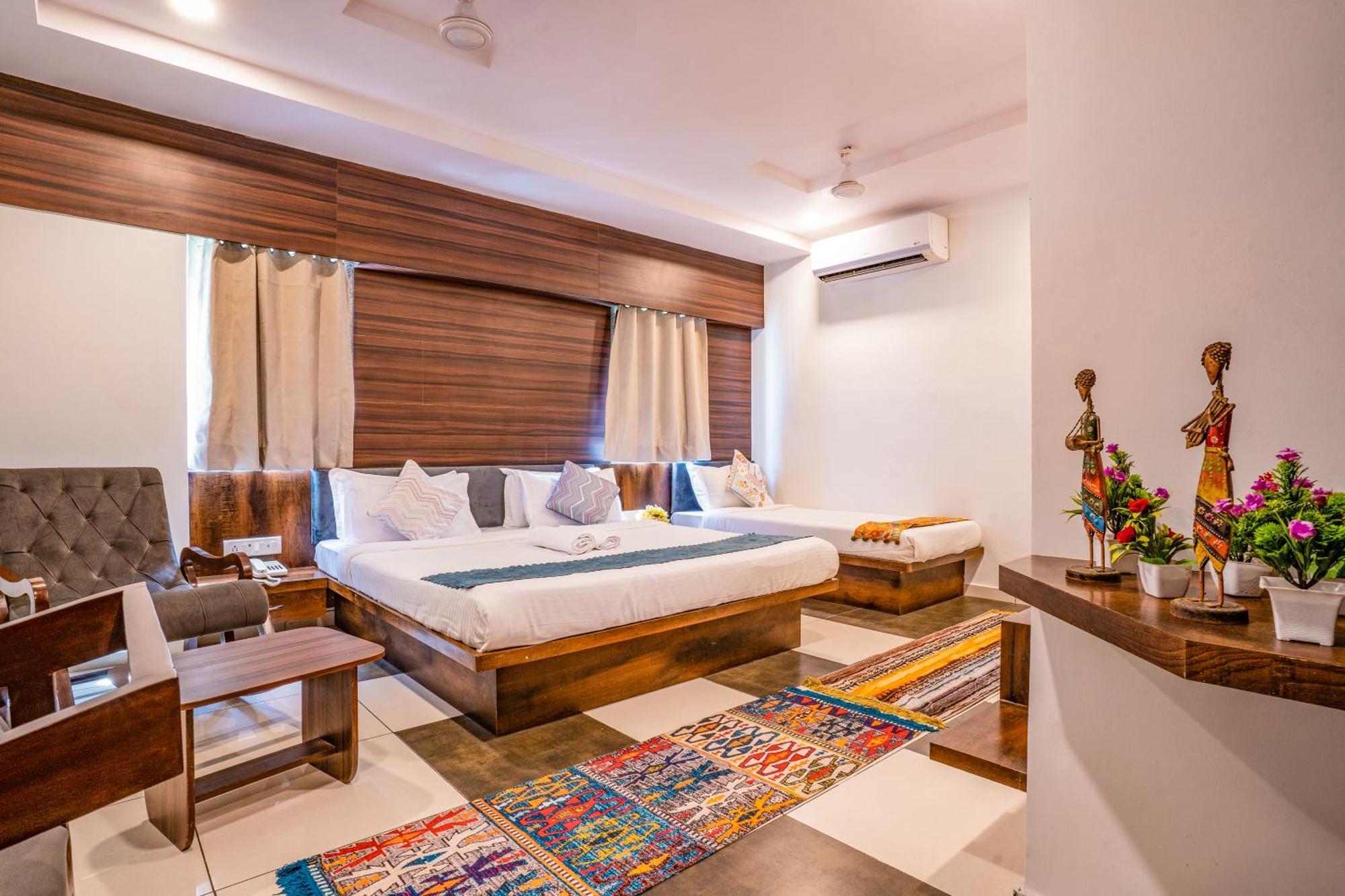 Hotel Naman Udaipur Eksteriør bilde