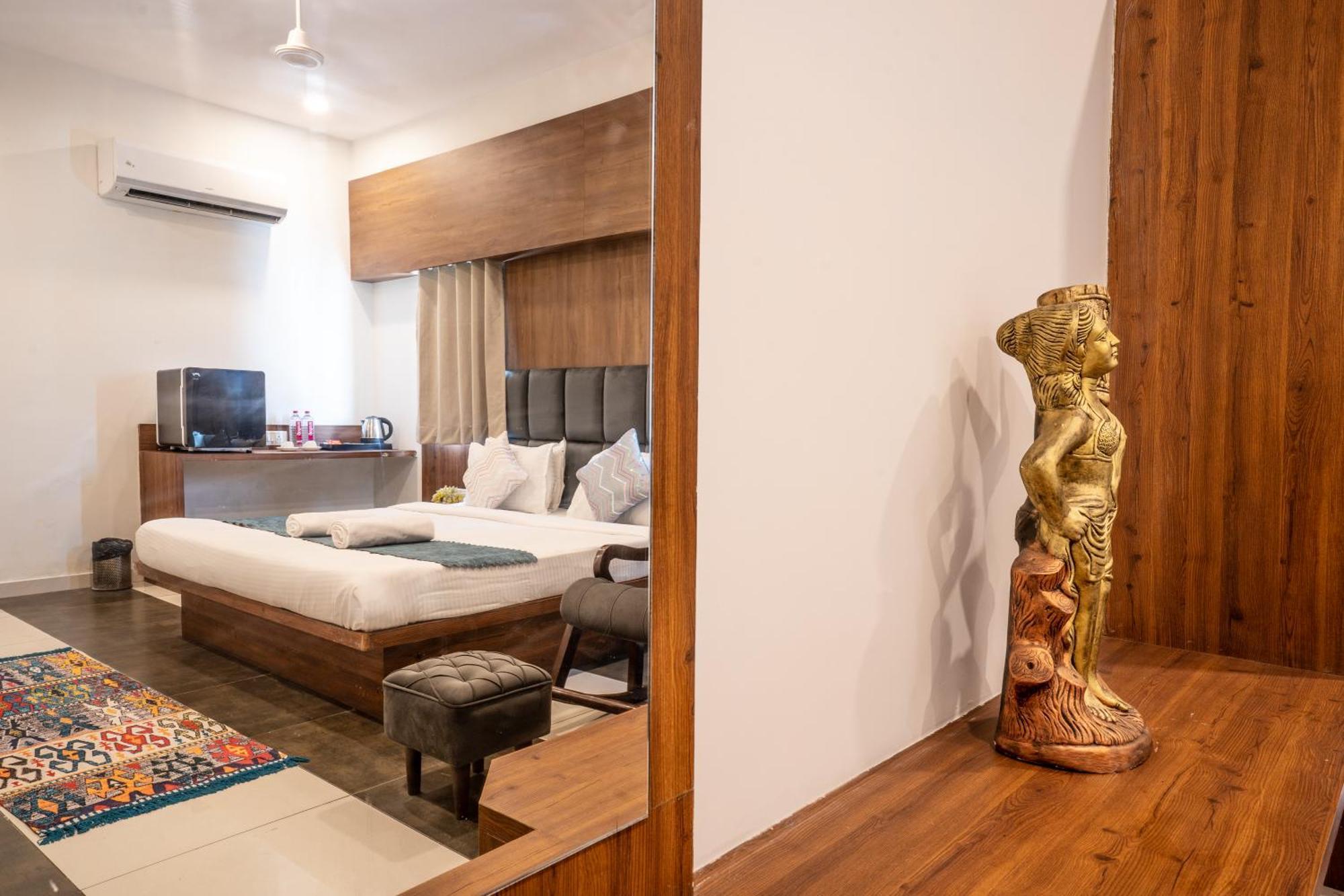 Hotel Naman Udaipur Eksteriør bilde