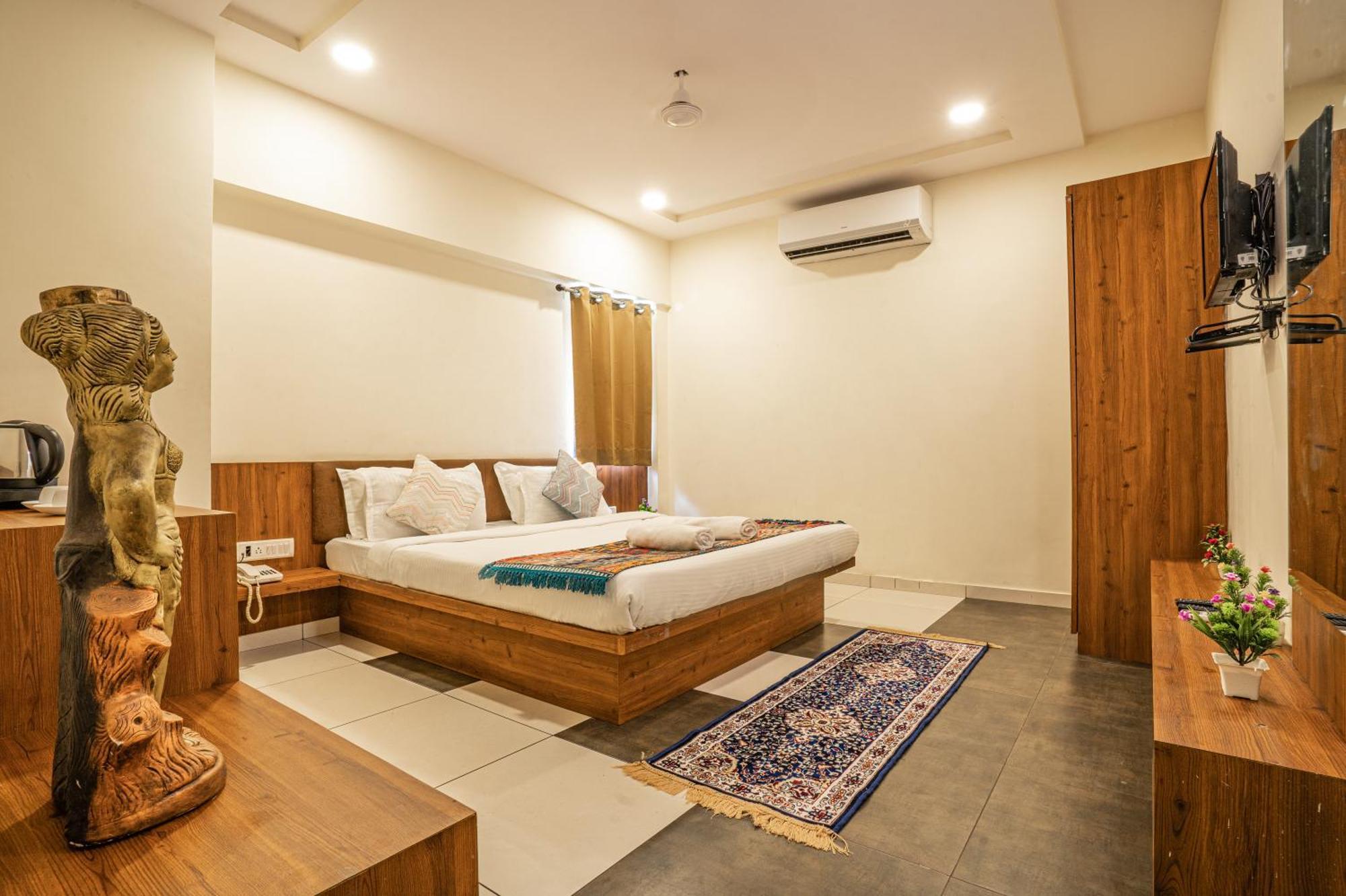 Hotel Naman Udaipur Eksteriør bilde