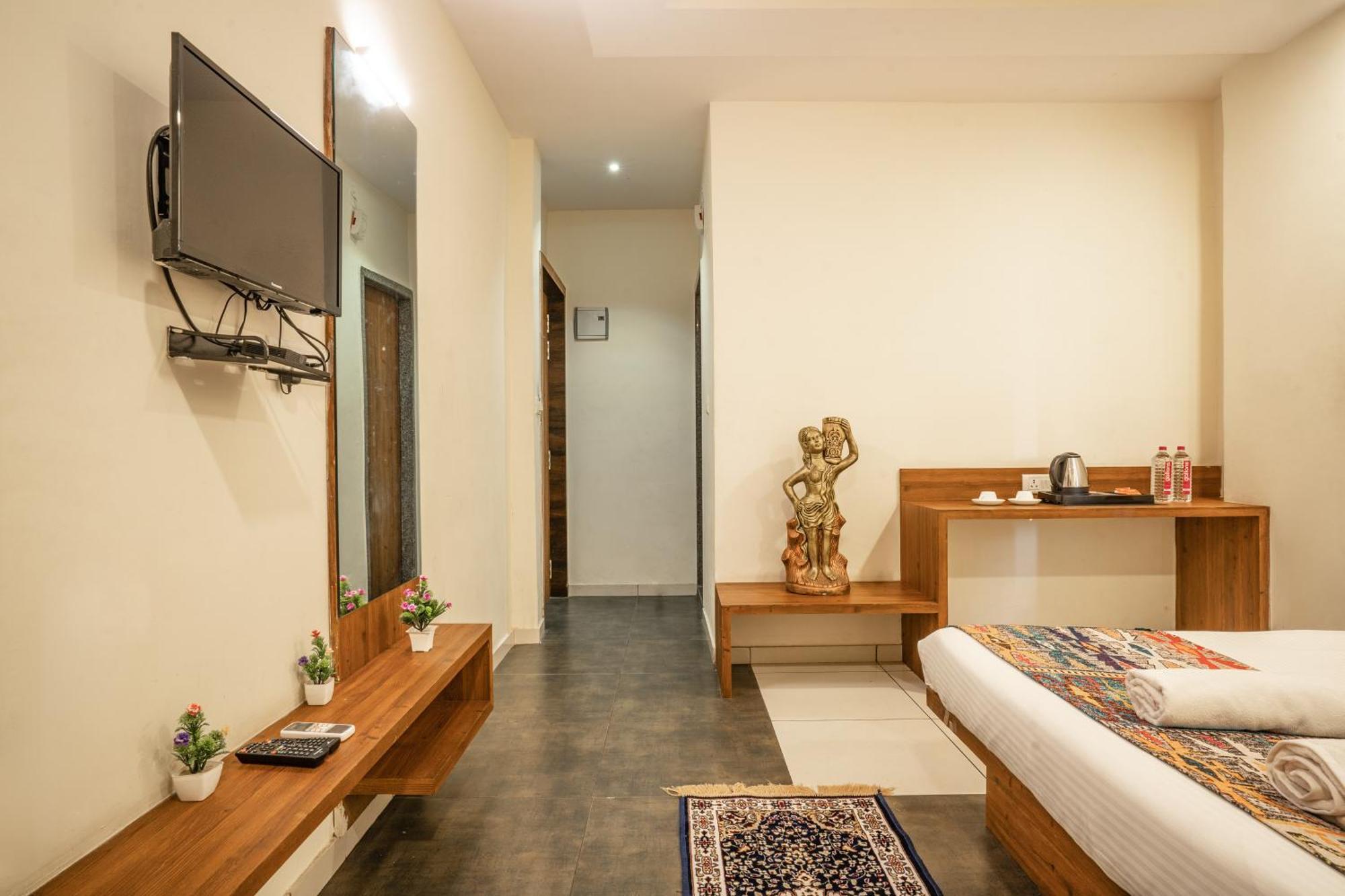 Hotel Naman Udaipur Eksteriør bilde