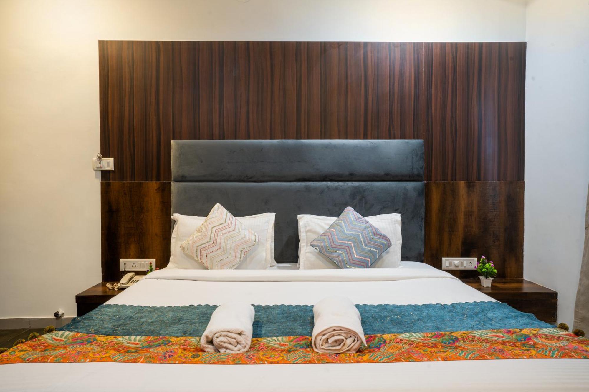 Hotel Naman Udaipur Eksteriør bilde
