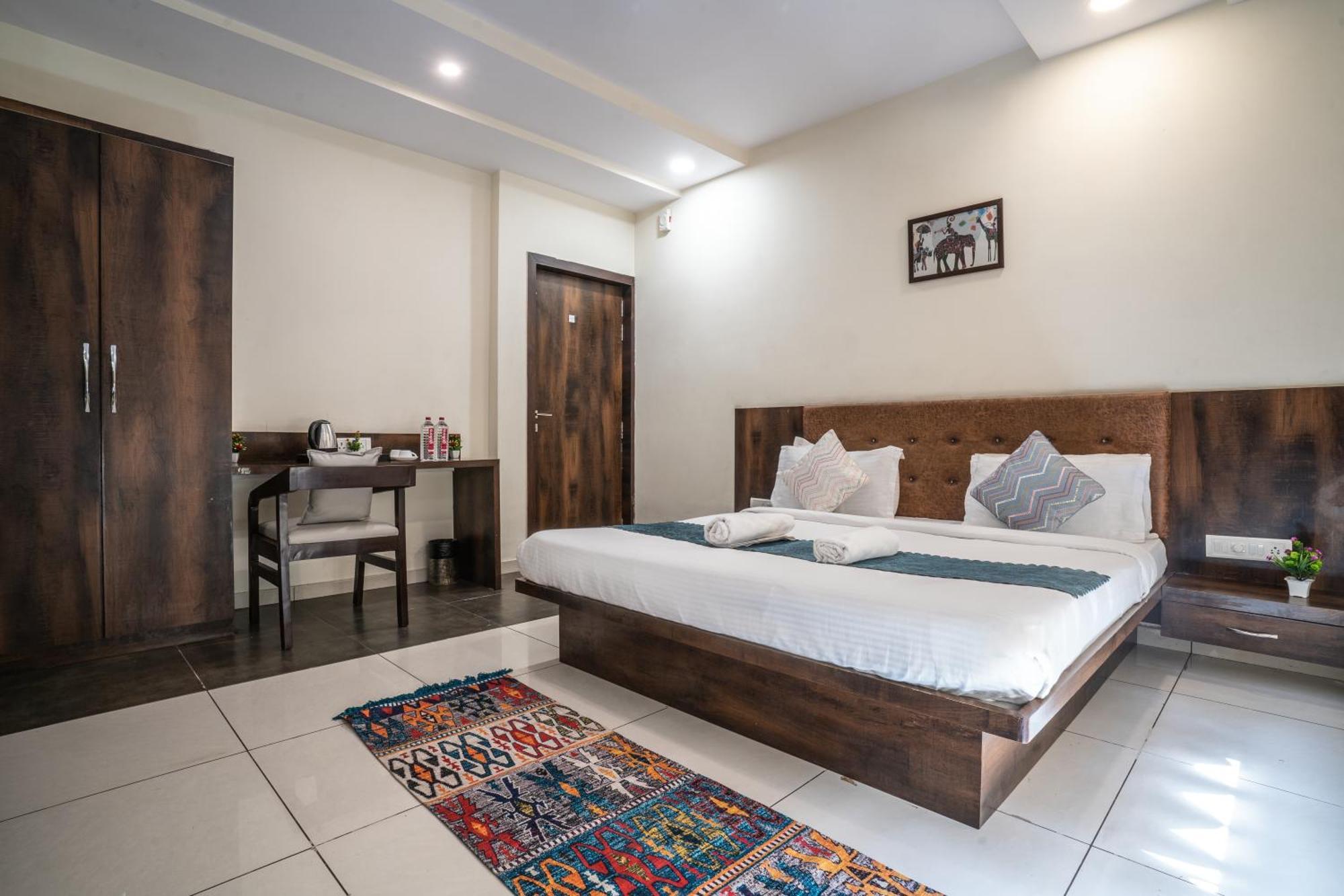 Hotel Naman Udaipur Eksteriør bilde
